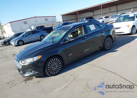 2015 Ford Fusion Energi Se Luxury z USA, uszkodzony, nr VIN 3FA6P0PU4FR287176